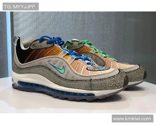 耐克足球鞋球星系列推荐与独特设计分析