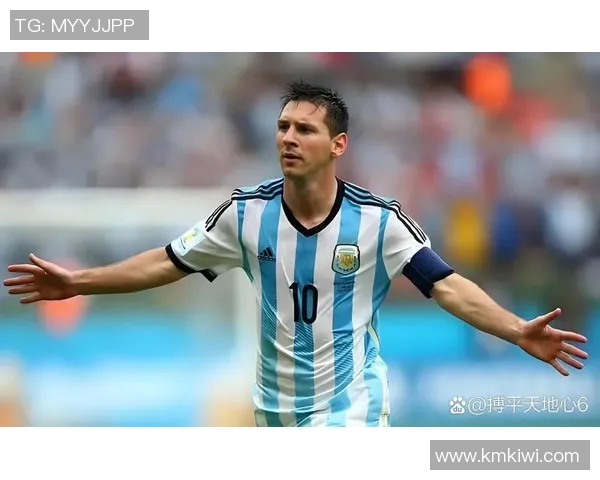 历史上首位足球巨星的诞生与传奇征程解析