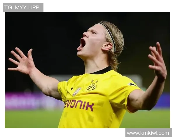 足球巨星转会风云：从老东家到新天地的传奇之路